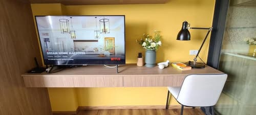 Huahin mountain view room near the beach, 