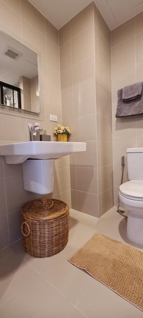 Huahin mountain view room near the beach, 