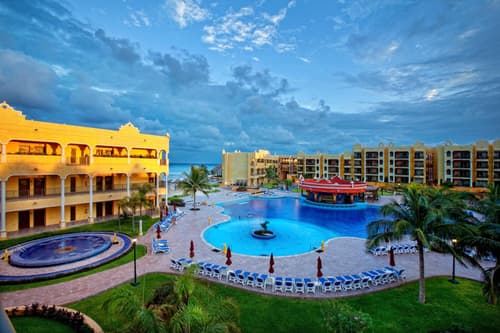 The Royal Haciendas Resort & Spa, 