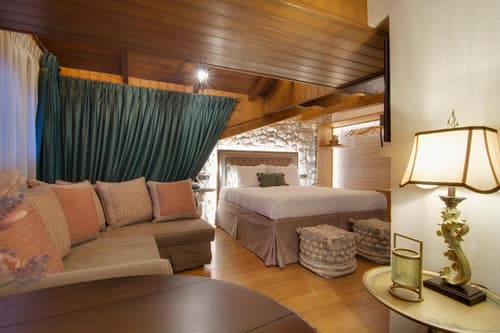 ARCHONTARIKI Historic Boutique Hotel, 