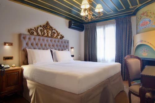 ARCHONTARIKI Historic Boutique Hotel, 