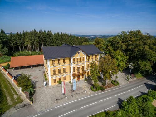 Hotel & Restaurant Waldschloss, 