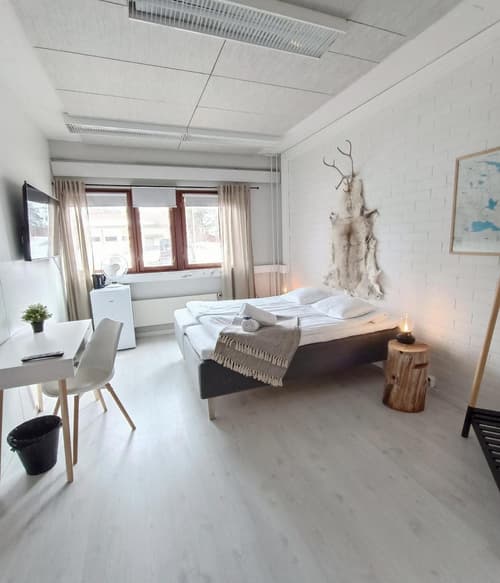 Goiglo Hotel & Hostel, 