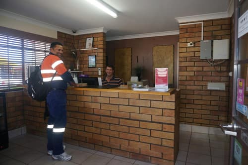 Miles Outback Motel, 