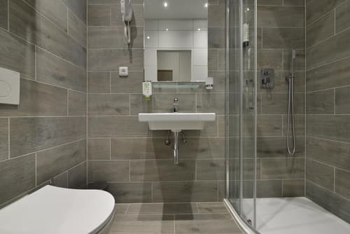 Prague Season Hotel, 