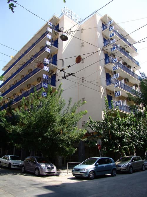 Hotel Cosmos, 