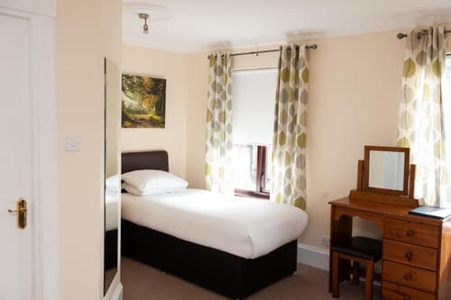 Alban and Abbey House, 