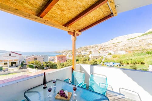 Kob Orog good location with sea views and modern decor, 