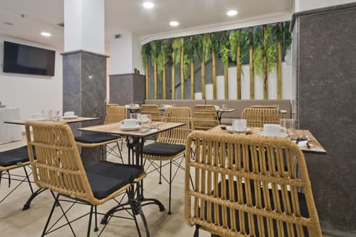 Diana Art Boutique Hotel, 