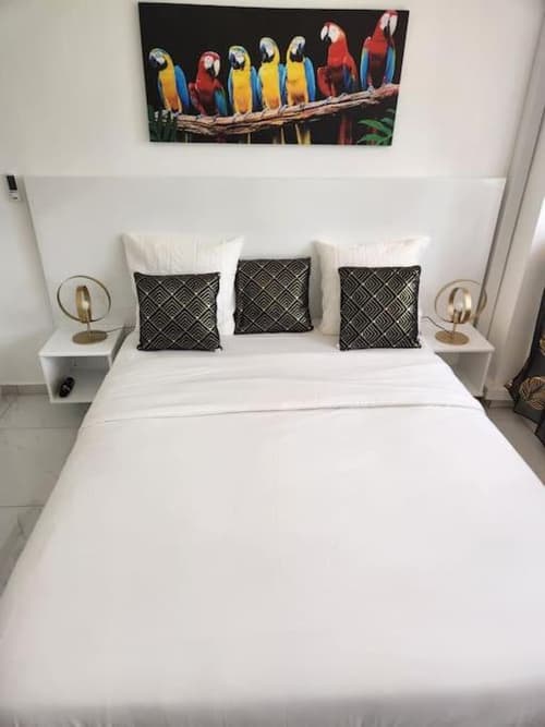 Hello-Guyane, Marina 5, Studio Prestige 5 étoiles, 