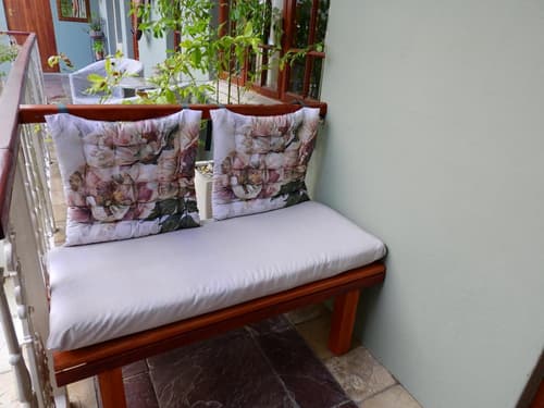 The Vic 1906 Self Catering Units, 