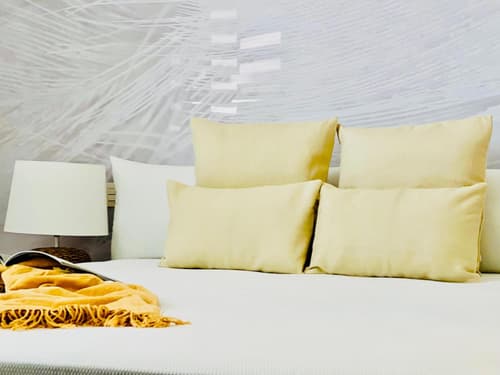 Canaryislandshost l Room, 