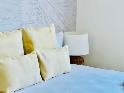 Canaryislandshost l Room, 