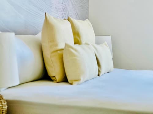 Canaryislandshost l Room, 