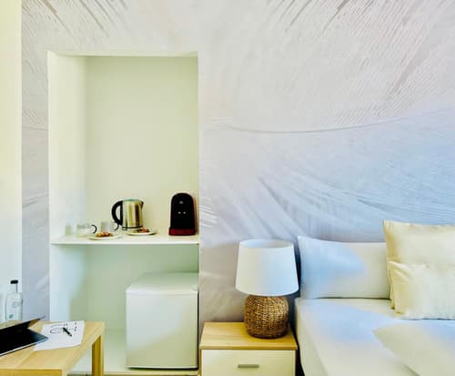 Canaryislandshost l Room, 