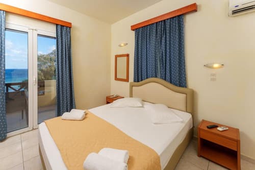 Dedalos Beach Hotel, 