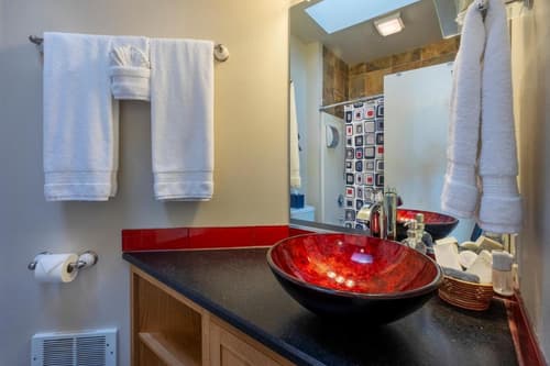 Tyee Lodge Bed And Breakfast, 