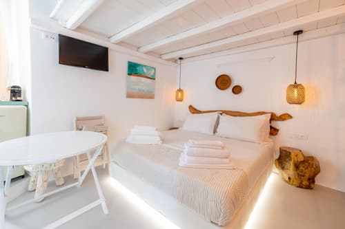 Mykonos Vibes Town Loft, 