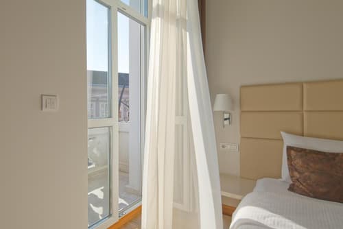 Lanterna Rooms City Center, 