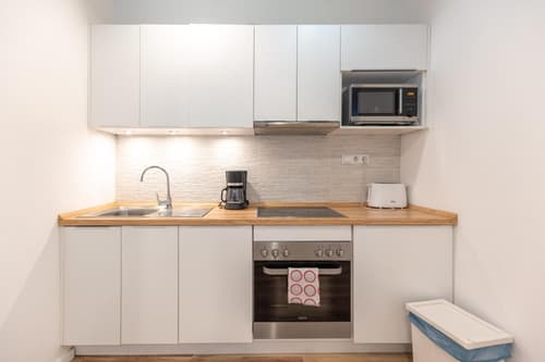 Gems of Budapest - Ruby Unit, 