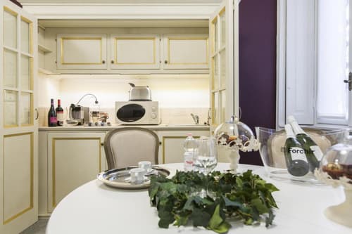 Household Settembrini, 