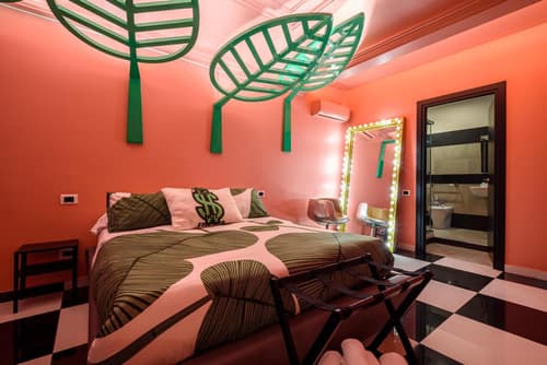 D'amelios Suite 2.0, 