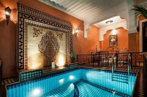 Riad Mounlight, 