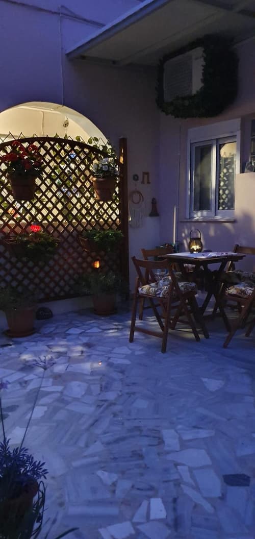 Kalamia's cozy apartment, 