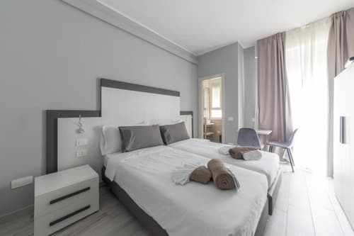 CHEZROMYK 2 the Kosher B&B, 