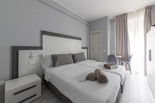 CHEZROMYK 2 the Kosher B&B, 