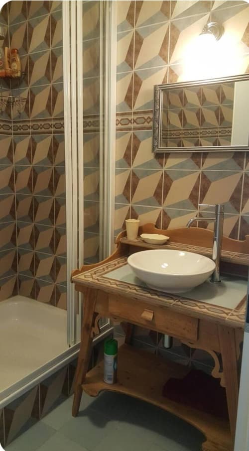 Studio, entrée par terrasse, 