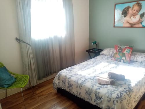 Happy Home Woodstock Apartment, 