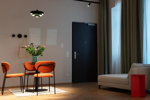 URBANAUTS STUDIOS Sylvette, 