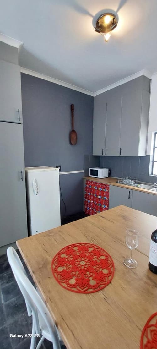 Happy Home Woodstock Apartment, 