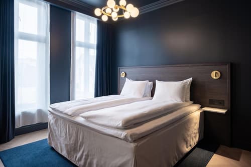 The Villa Apartments, 