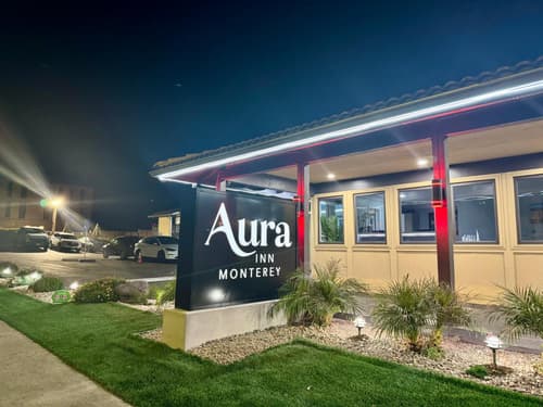 Aura Inn Monterey, 