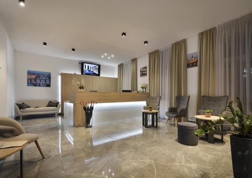 Prague Season Hotel, 