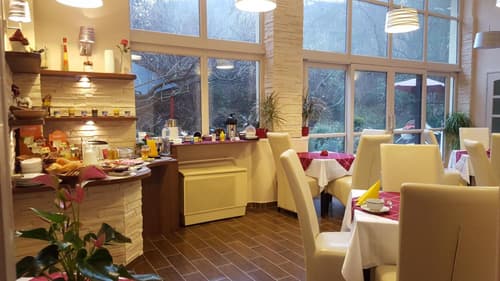 Hotel Romantik Eger, 