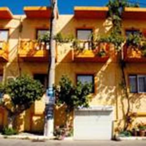 Scorpios Family Rooms, 