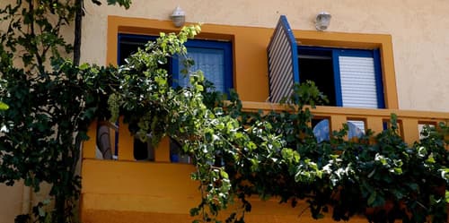 Scorpios Family Rooms, 