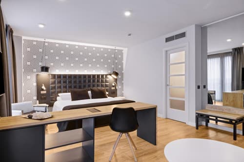 B&B HOTEL Tarragona Valls, 