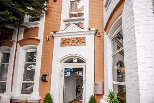 Arinza Hotel, London Ilford, 