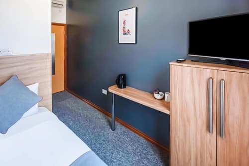 Arinza Hotel, London Ilford, 