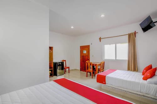 OYO Hotel Palma Real, 