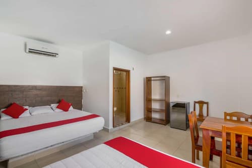 OYO Hotel Palma Real, 