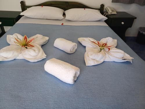 Siroco's Rooms And Studios, 