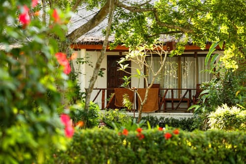 Lipa Lodge Beach Resort, 