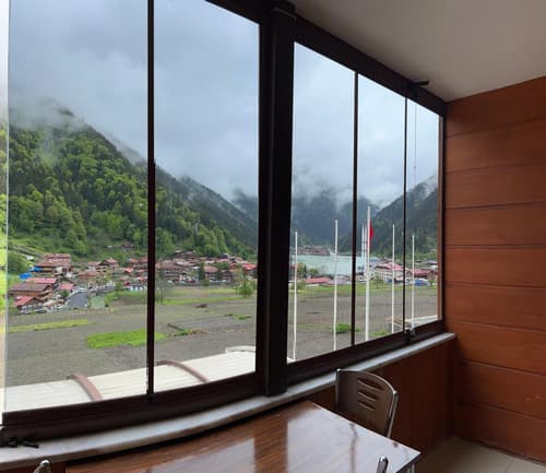 الباتروس اوزنجول Albatros Uzungöl, 