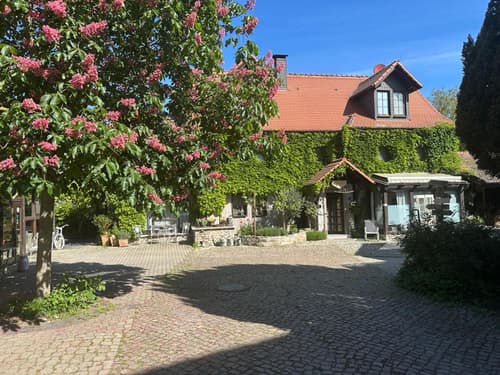 BIO Kastanienhof Erfurt - Appartements und ayurvedische Jurten, 