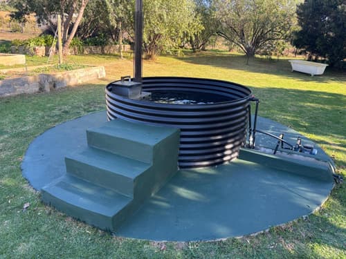 Blue Cow Barn - Boutique Farm, 